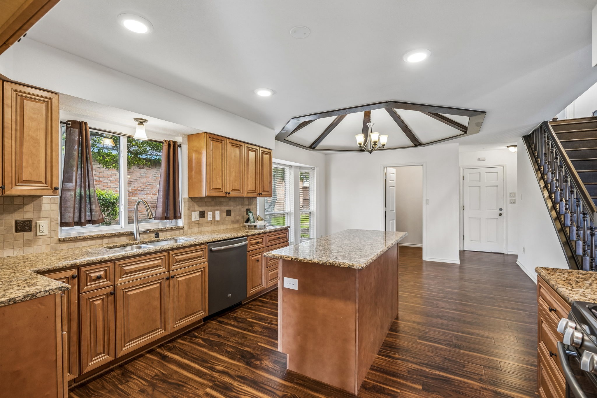 1017 Dartbrook Drive Plano TX 75075