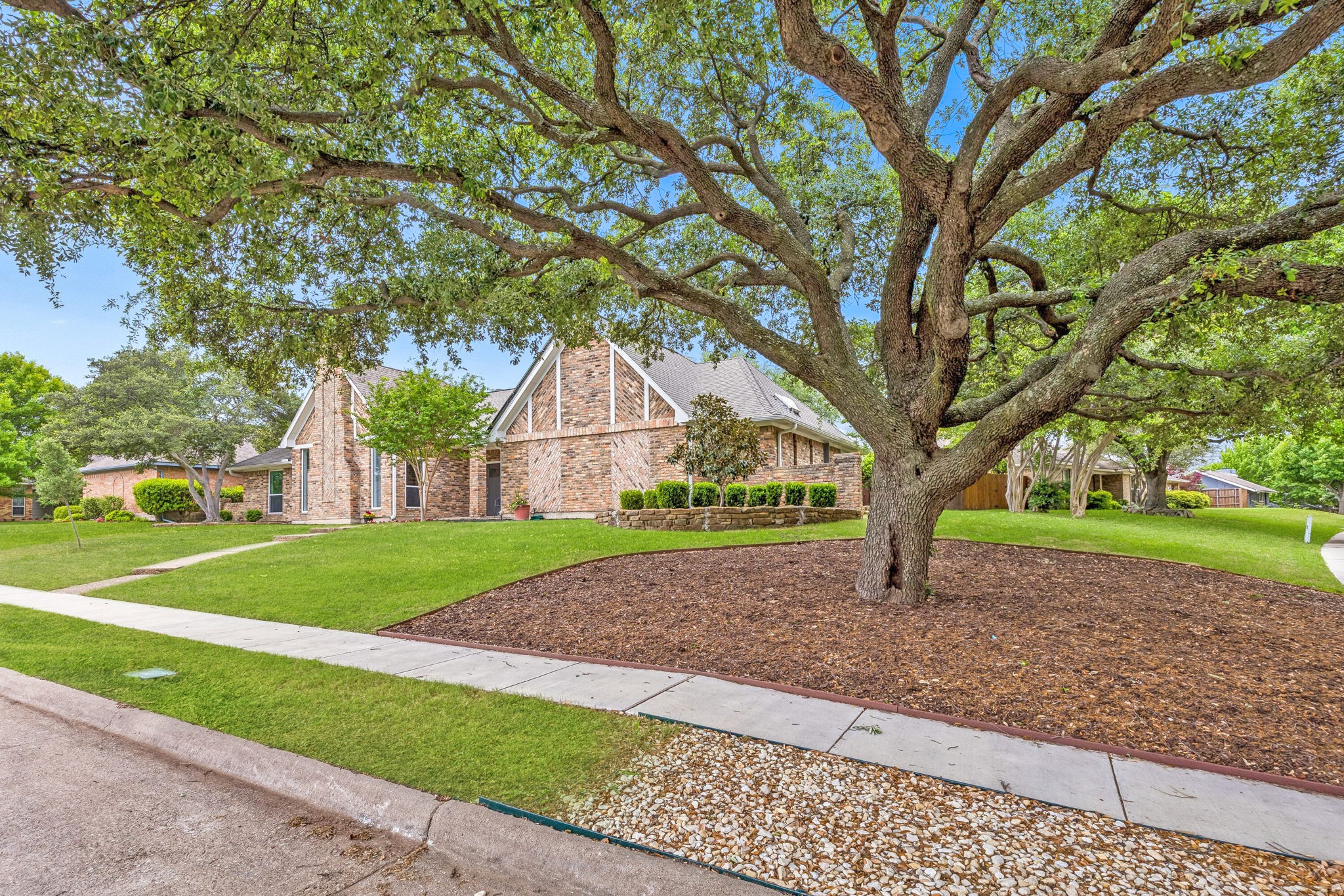 1017 Dartbrook Drive Plano TX 75075