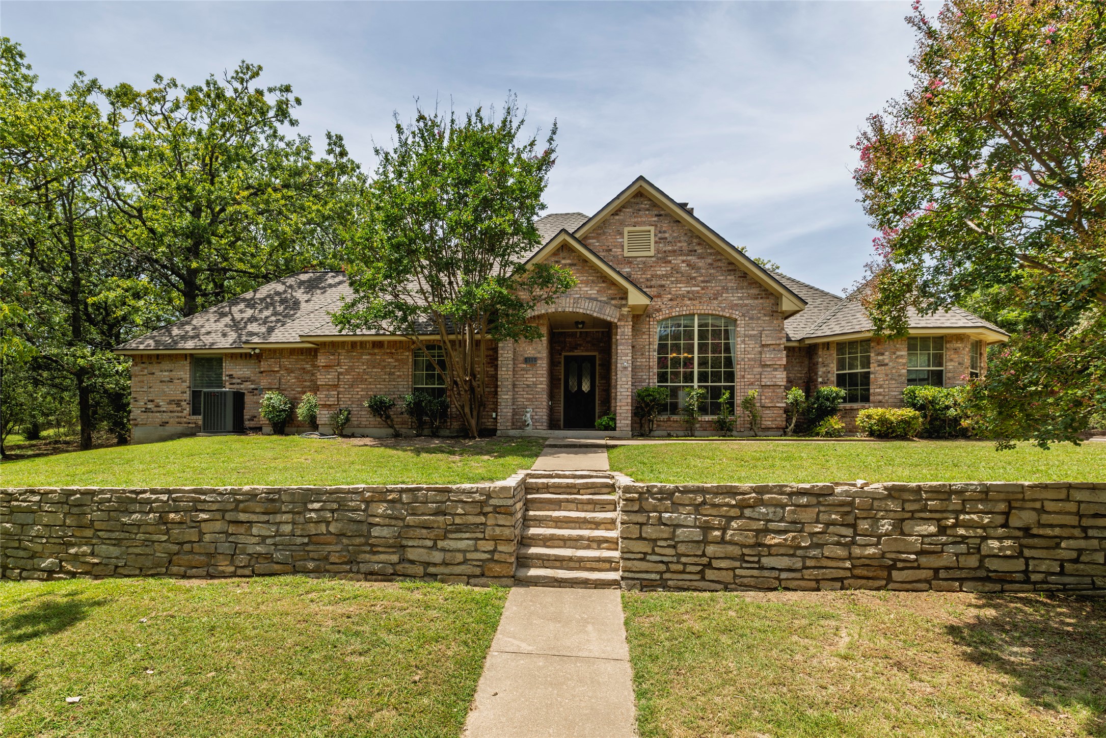 111 Florine Court Hudson Oaks TX 76087