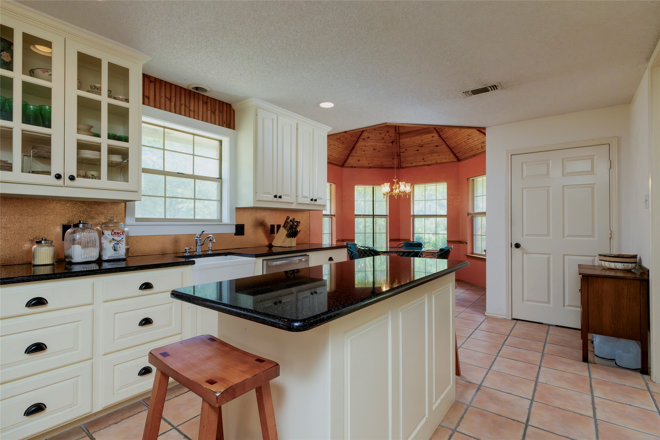 111 Florine Court Hudson Oaks TX 76087