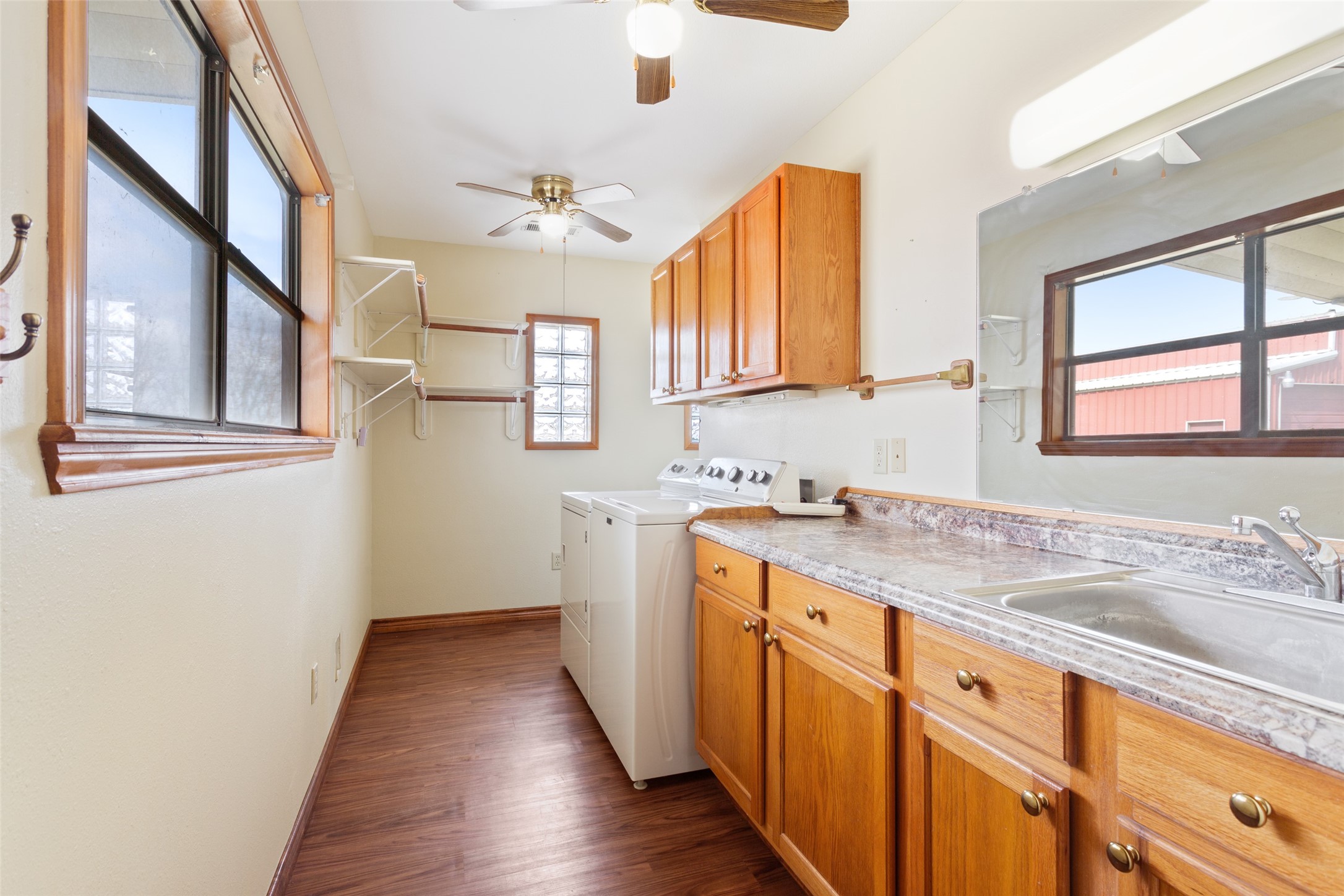 649 E Us Highway 84 Fairfield TX 75840