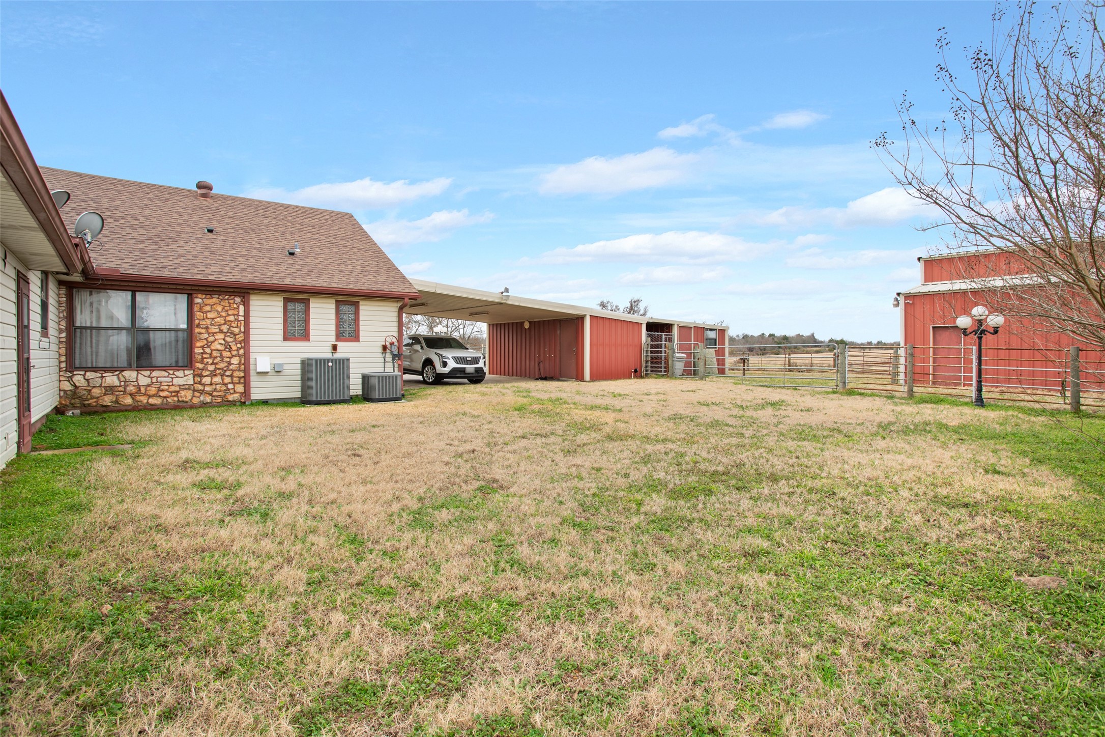 649 E Us Highway 84 Fairfield TX 75840