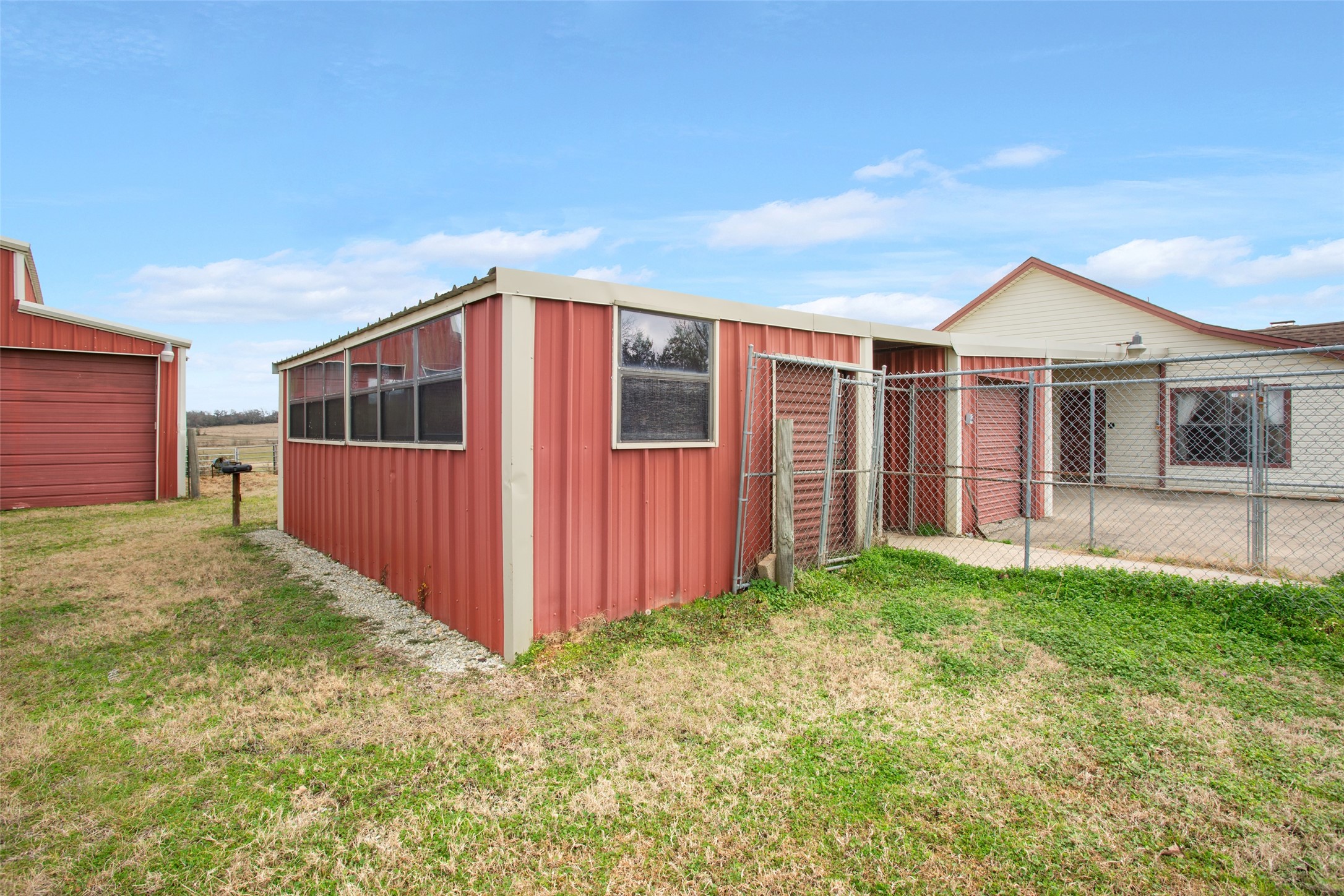 649 E Us Highway 84 Fairfield TX 75840