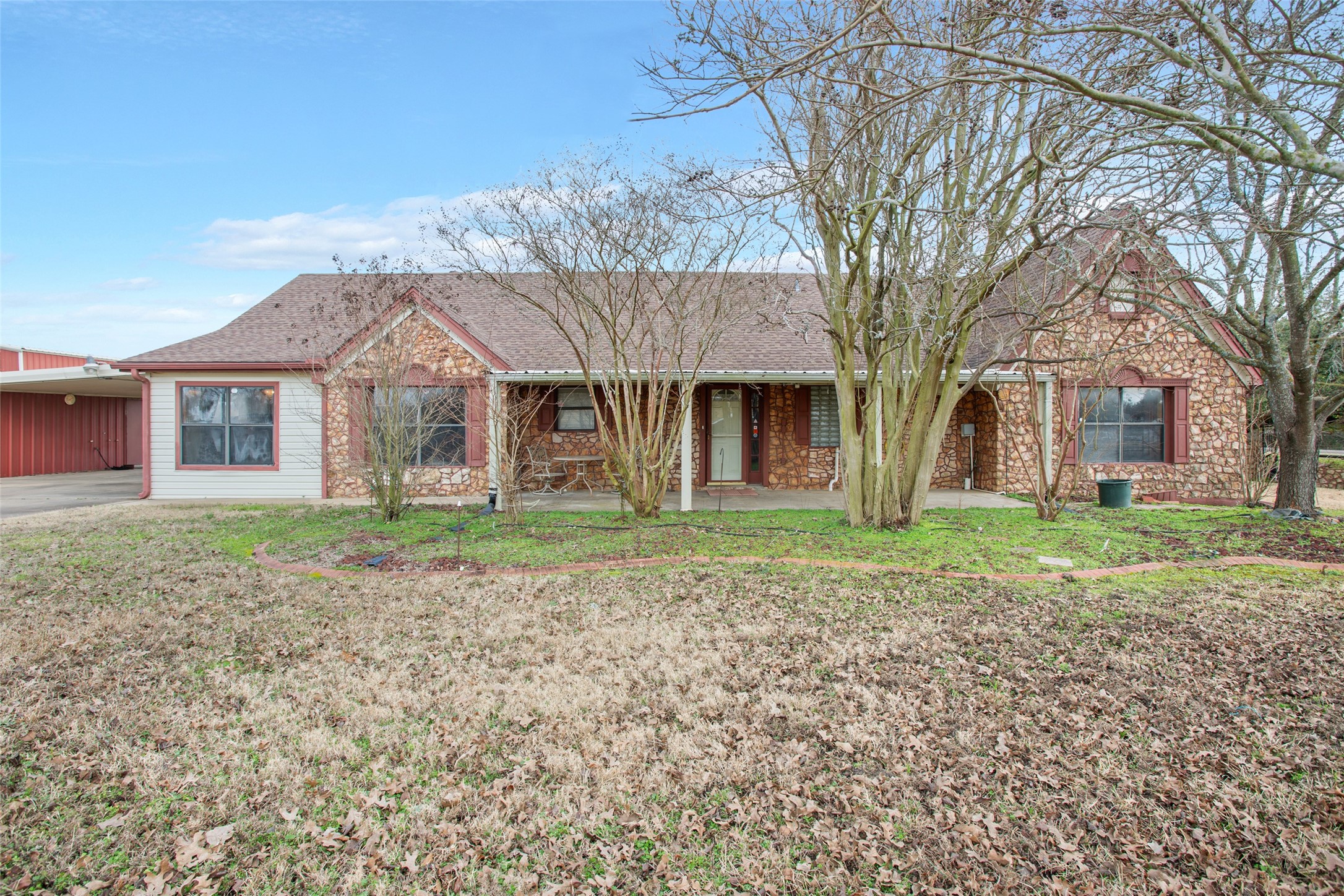 649 E Us Highway 84 Fairfield TX 75840