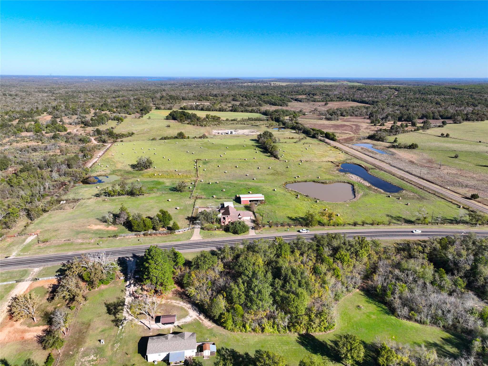 649 E Us Highway 84 Fairfield TX 75840