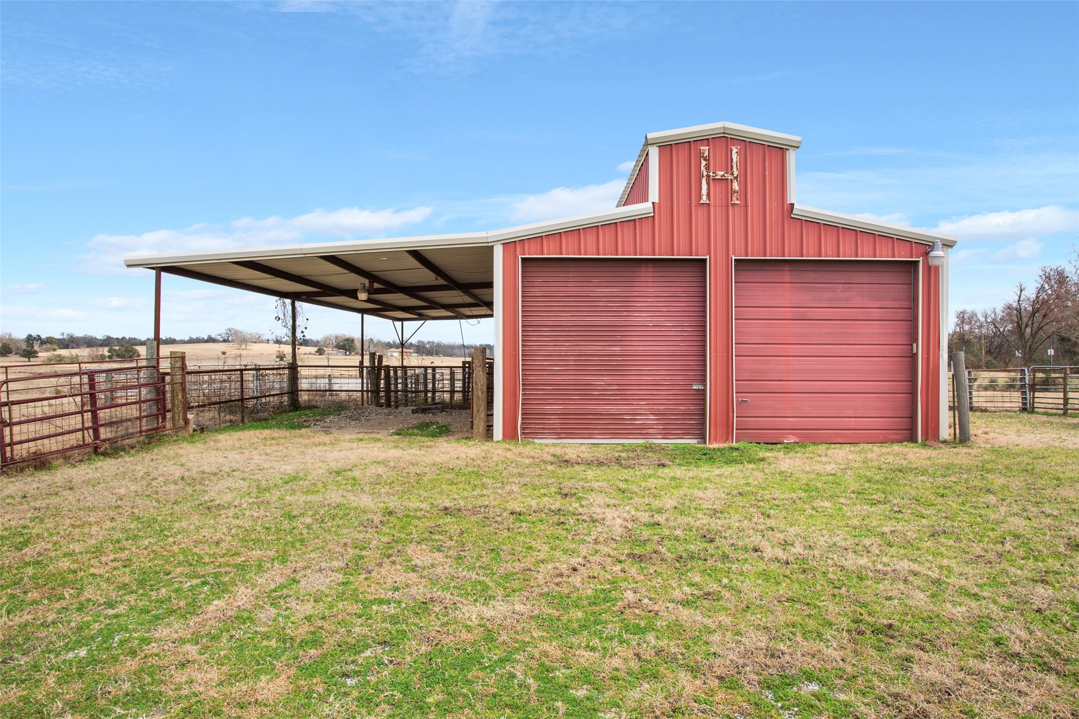 649 E Us Highway 84 Fairfield TX 75840