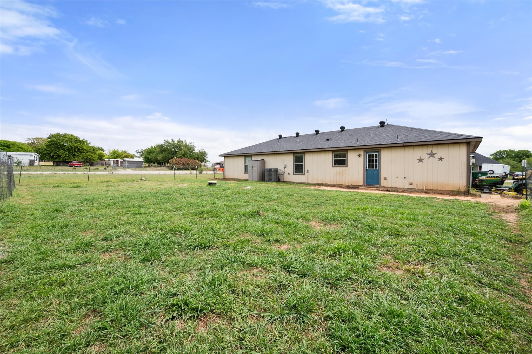 106 Toowoomba Lane Weatherford TX 76085