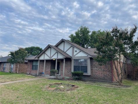 2612 Red River Street Mesquite TX 75150