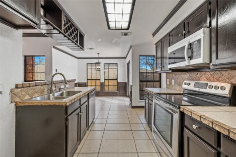 4106 Sunday Hill Drive Arlington TX 76016