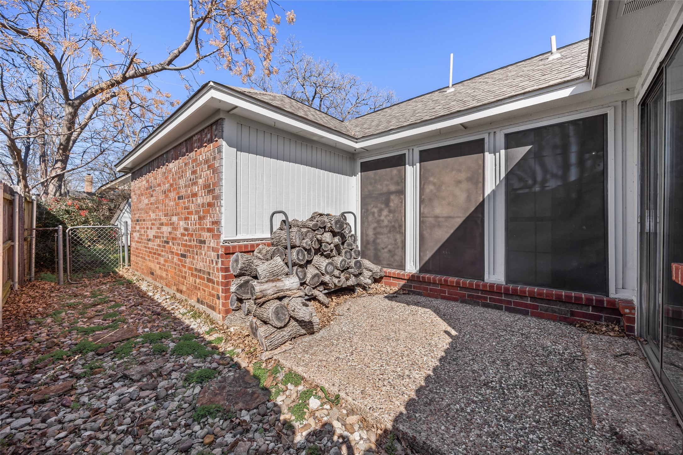 4106 Sunday Hill Drive Arlington TX 76016