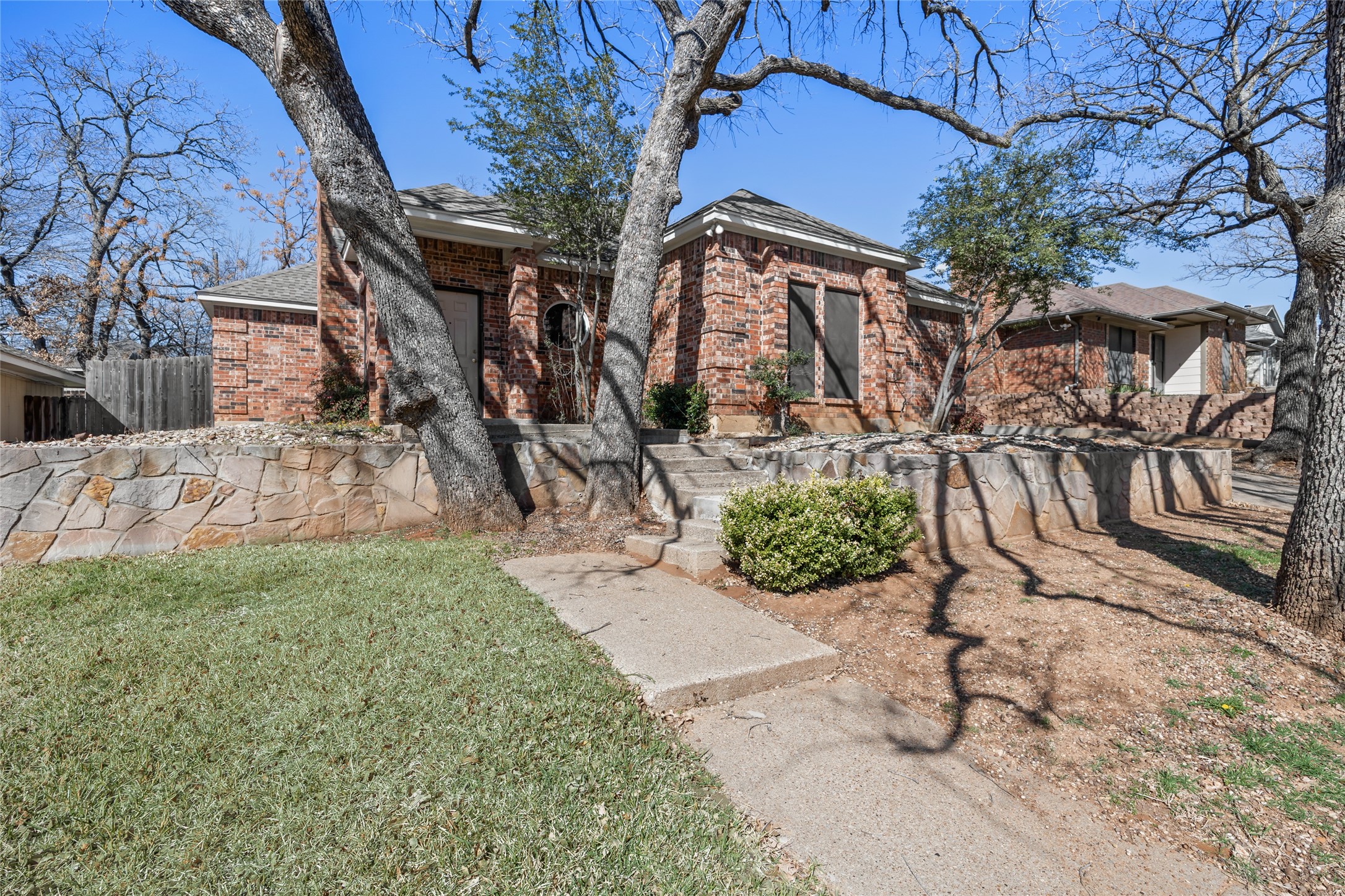 4106 Sunday Hill Drive Arlington TX 76016