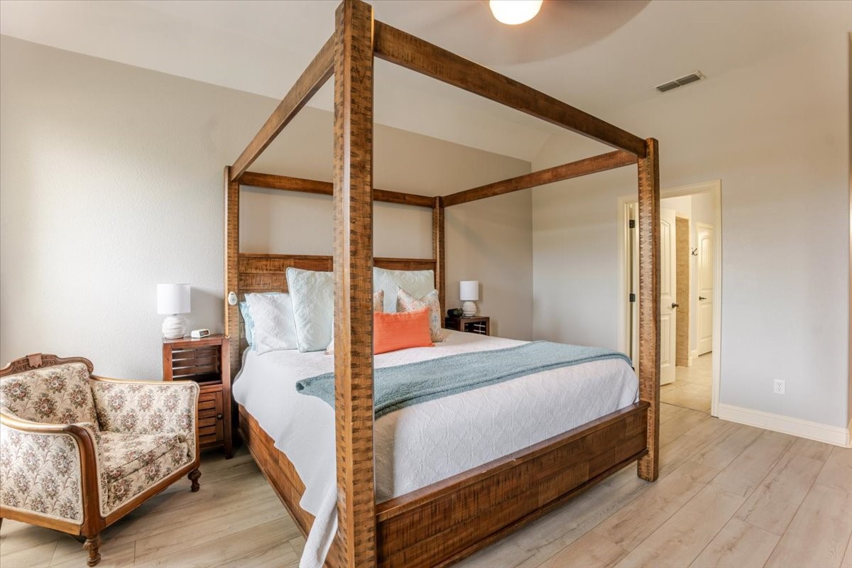 112 Camelot Street Glen Rose TX 76043