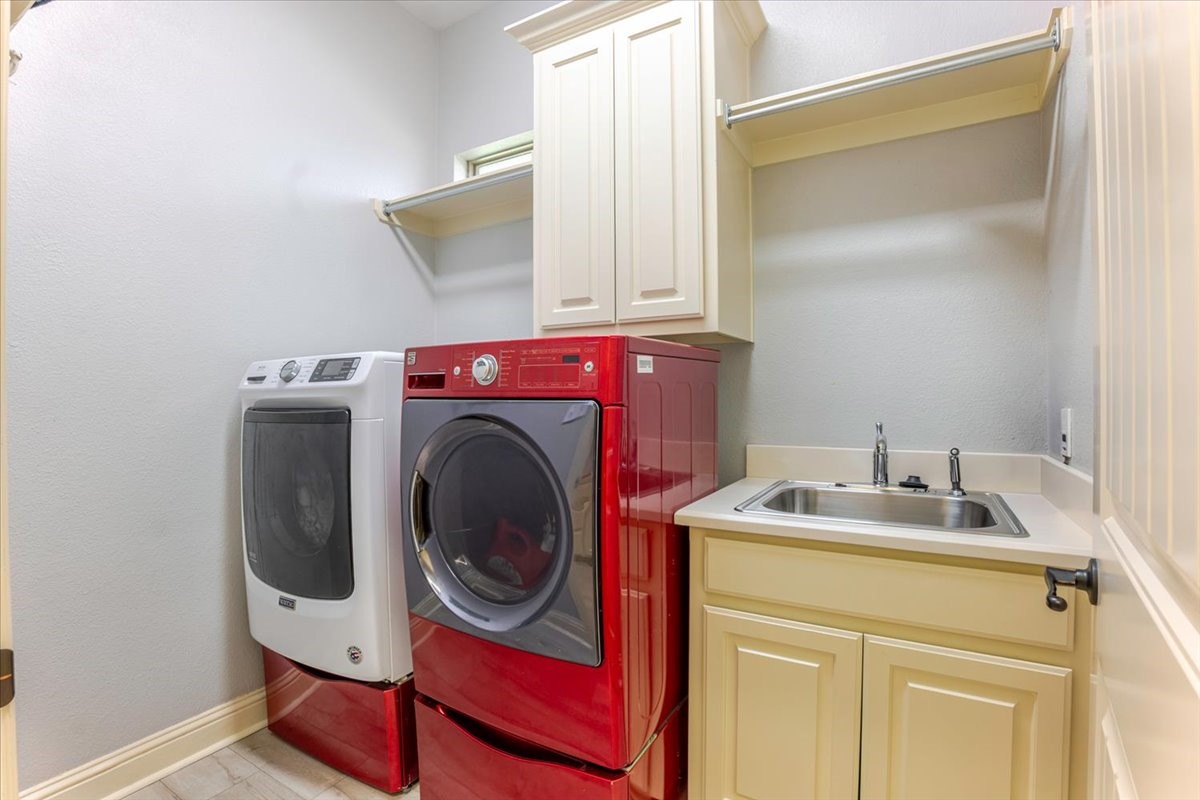 112 Camelot Street Glen Rose TX 76043