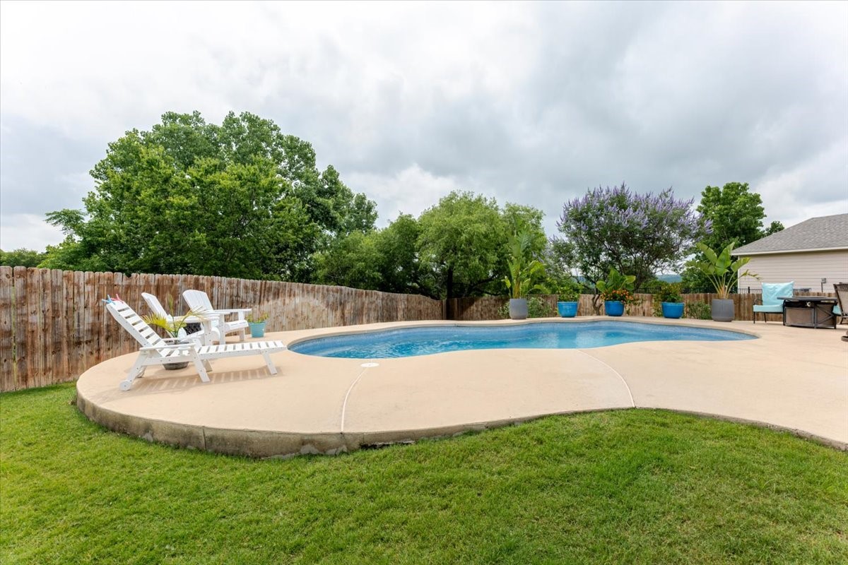 112 Camelot Street Glen Rose TX 76043
