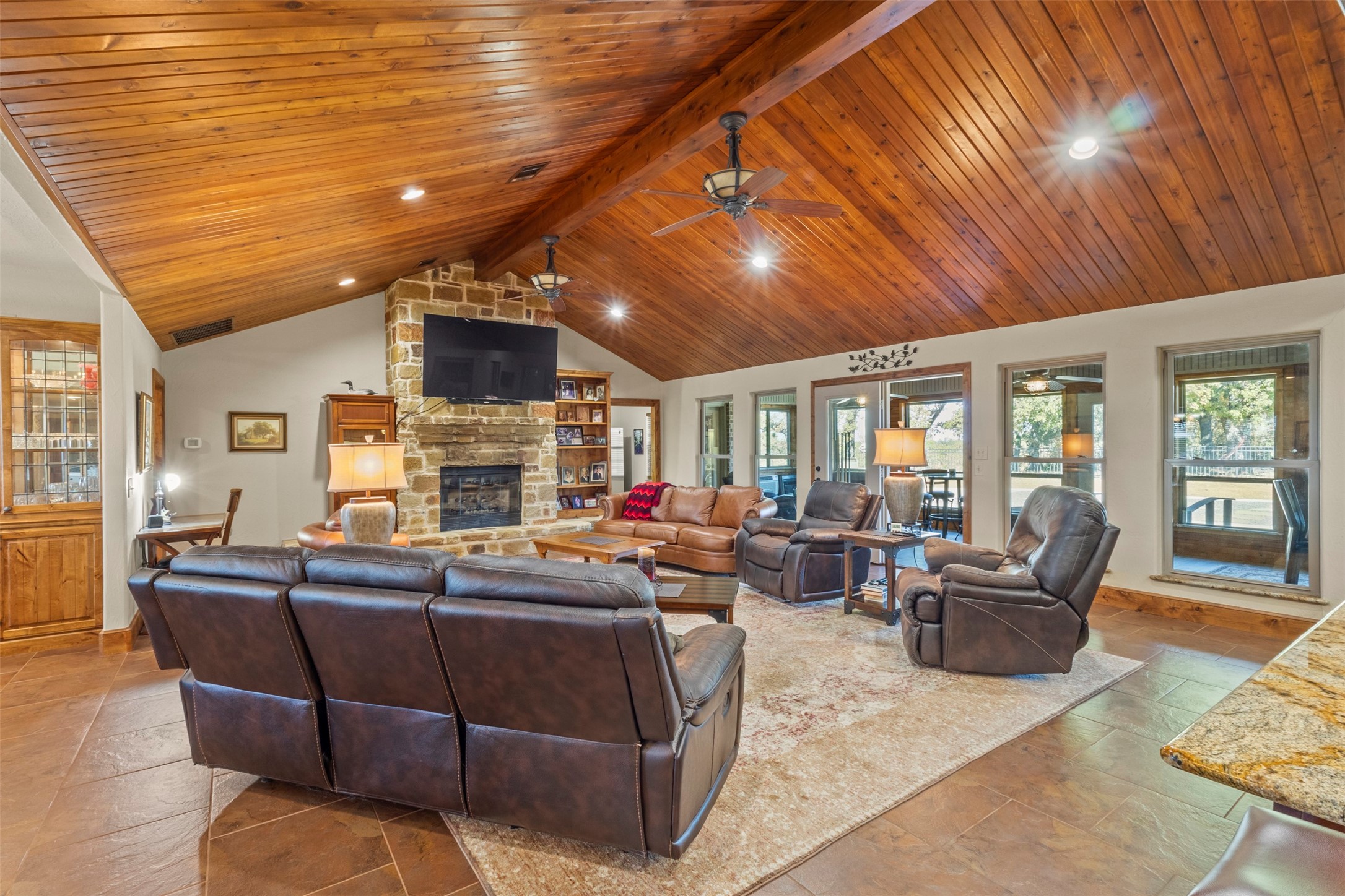 168 Texoma Bluffs Circle Gordonville TX 76245