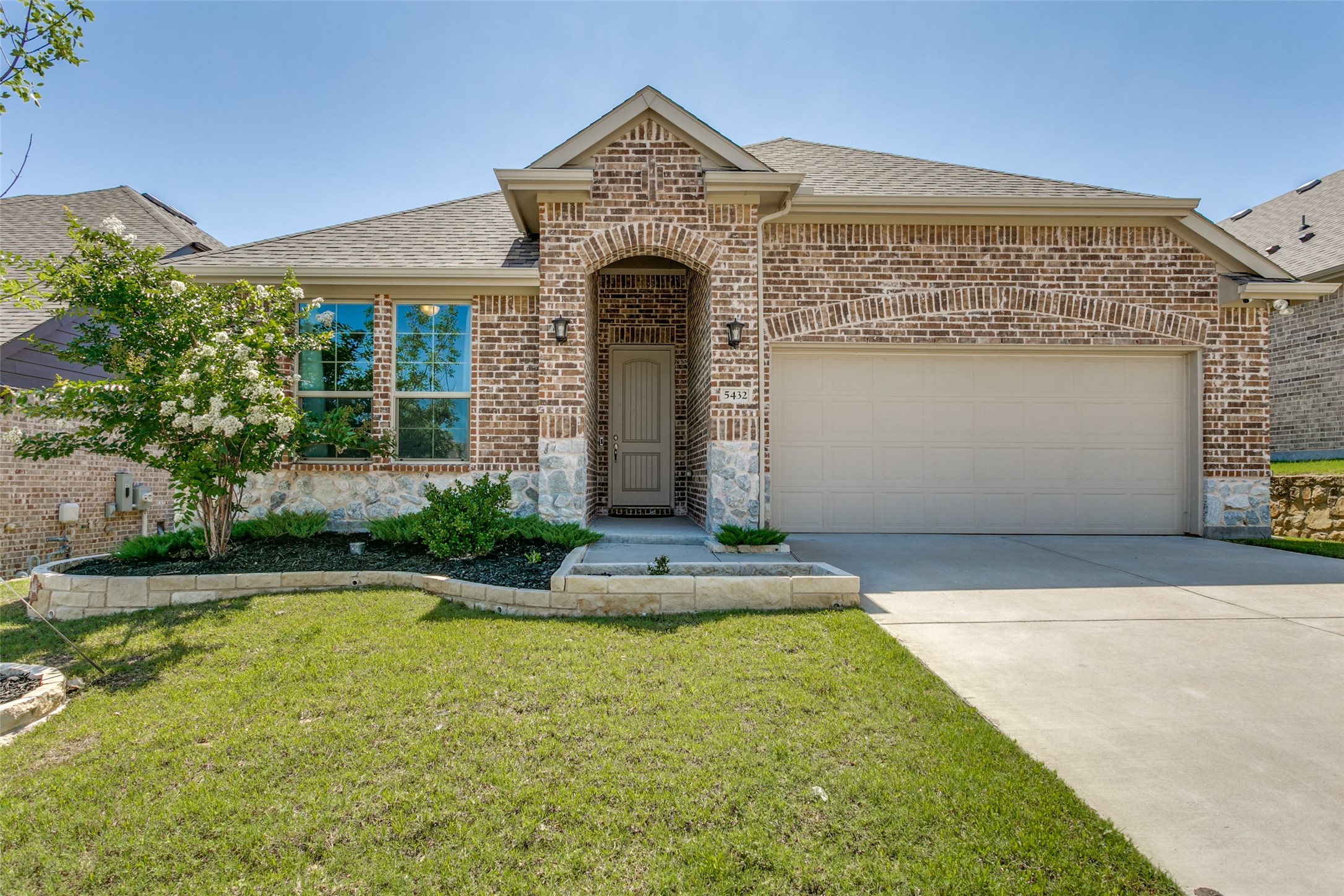 5432 High Pointe Drive Haltom City TX 76137