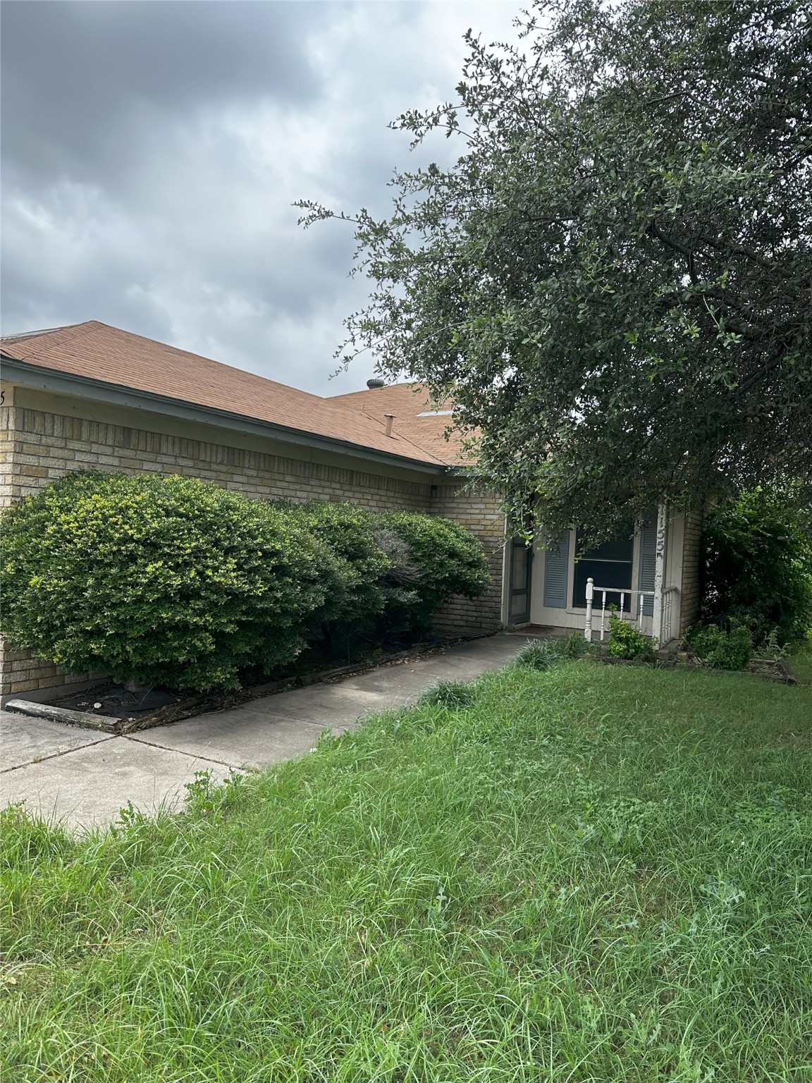 1155 Landsdale Lane Saginaw TX 76179