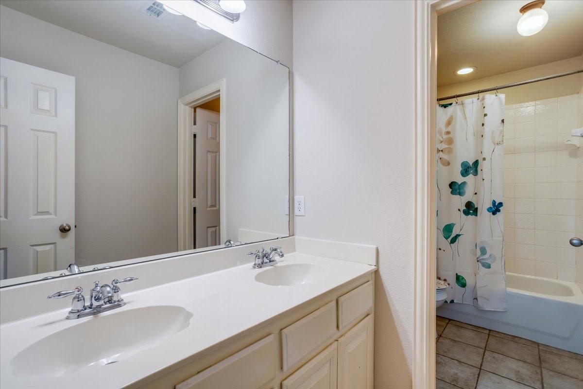 6205 Fieldcrest Lane Sachse TX 75048