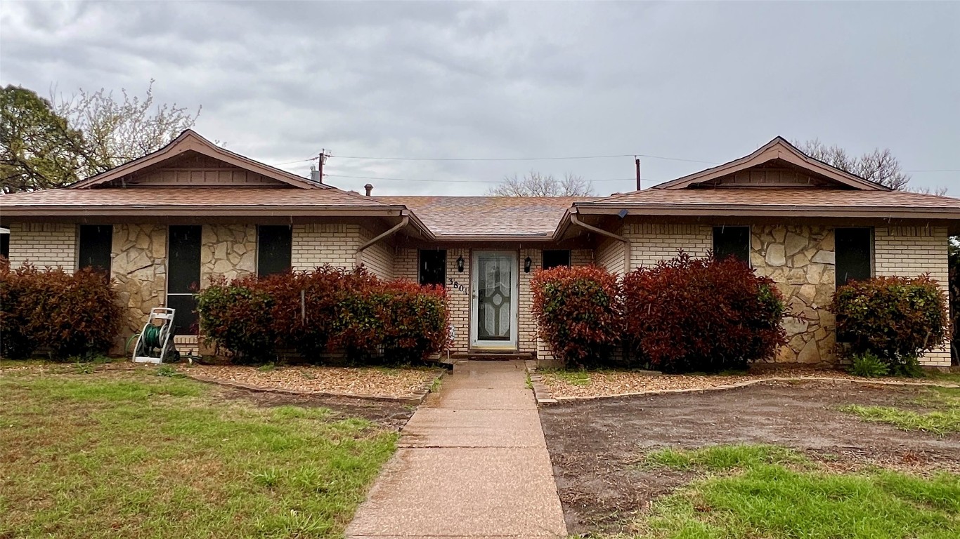 3801 Crater Lake Court Irving TX 75062
