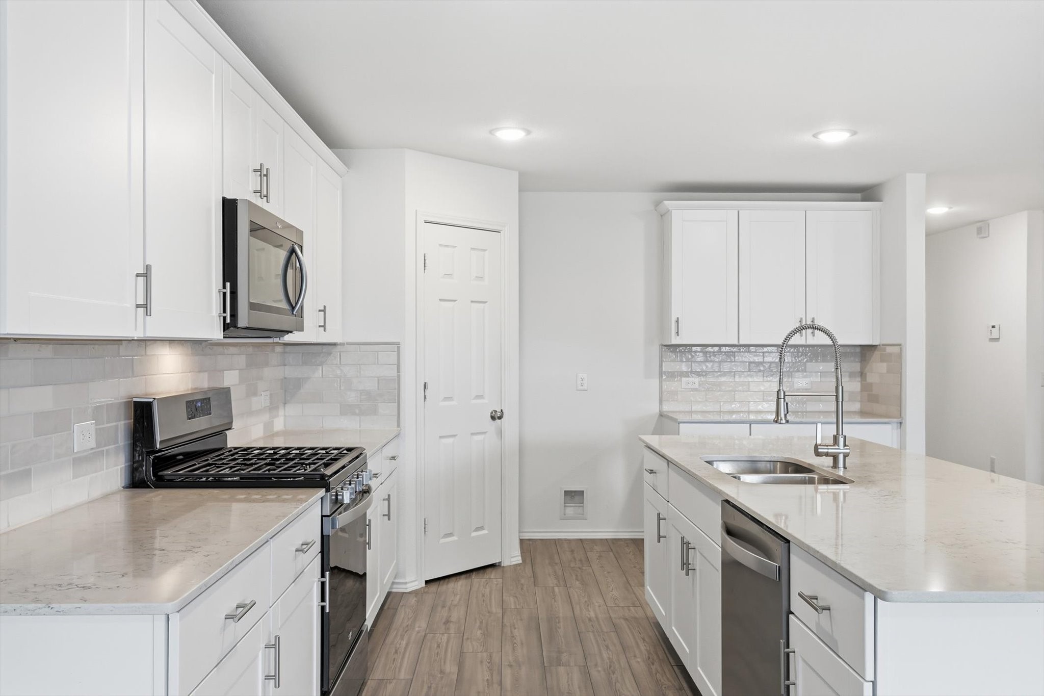 805 Shire Avenue Haslet TX 76052
