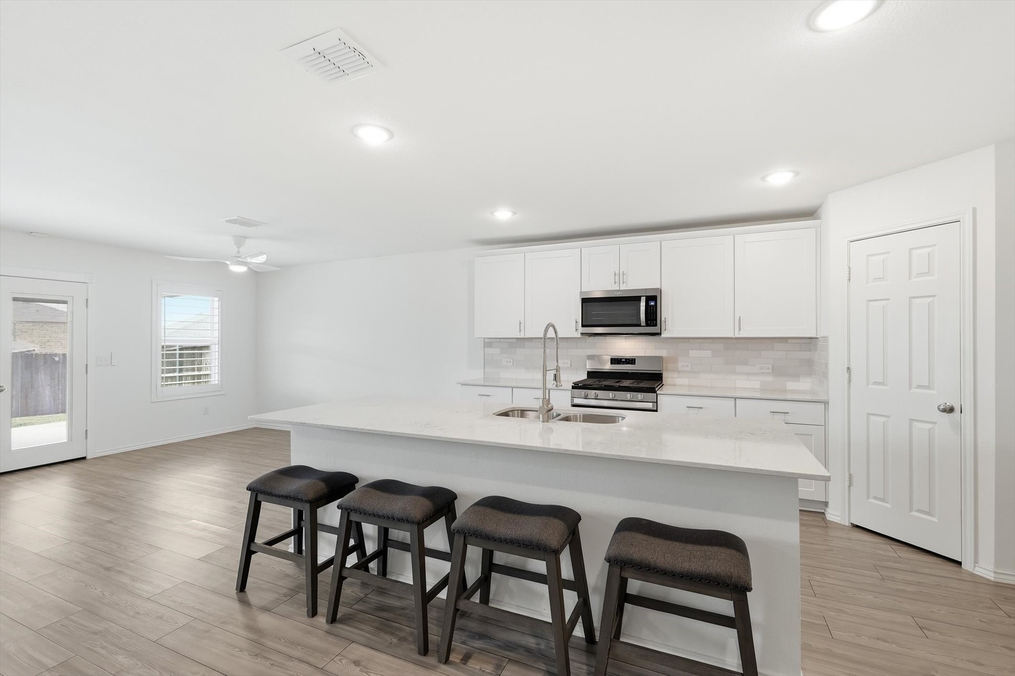 805 Shire Avenue Haslet TX 76052