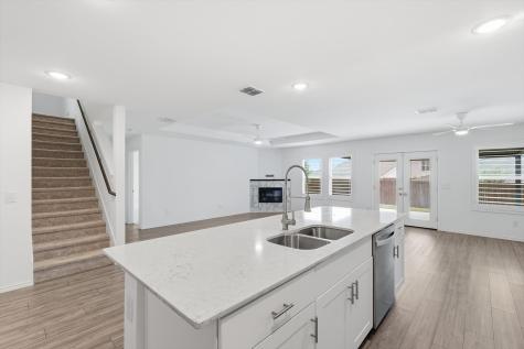 805 Shire Avenue Haslet TX 76052