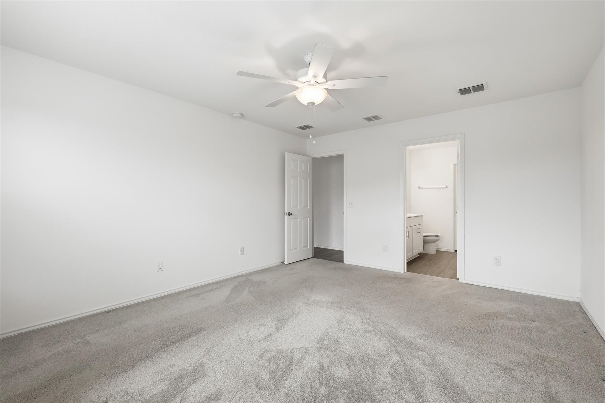 805 Shire Avenue Haslet TX 76052