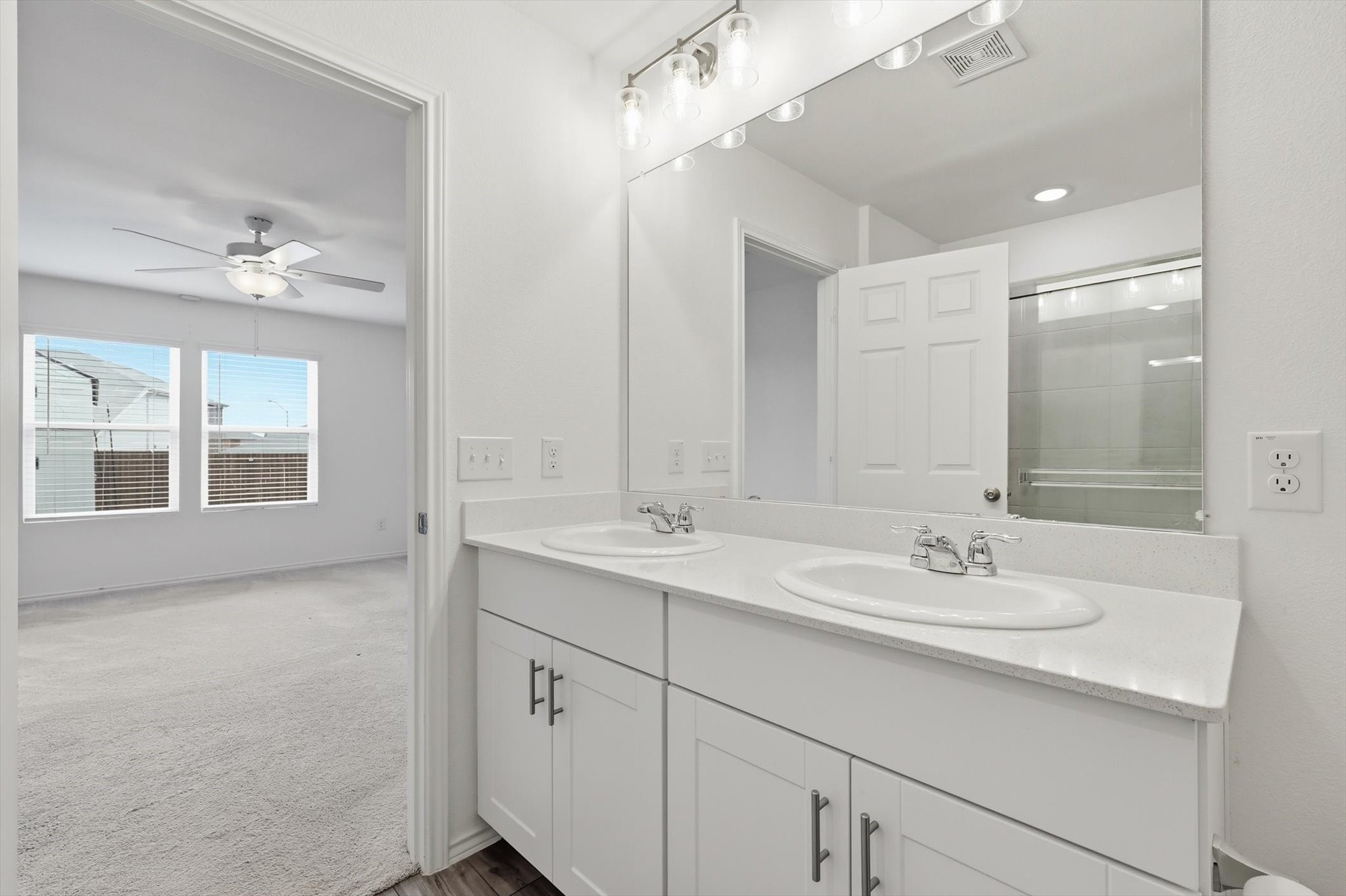 805 Shire Avenue Haslet TX 76052