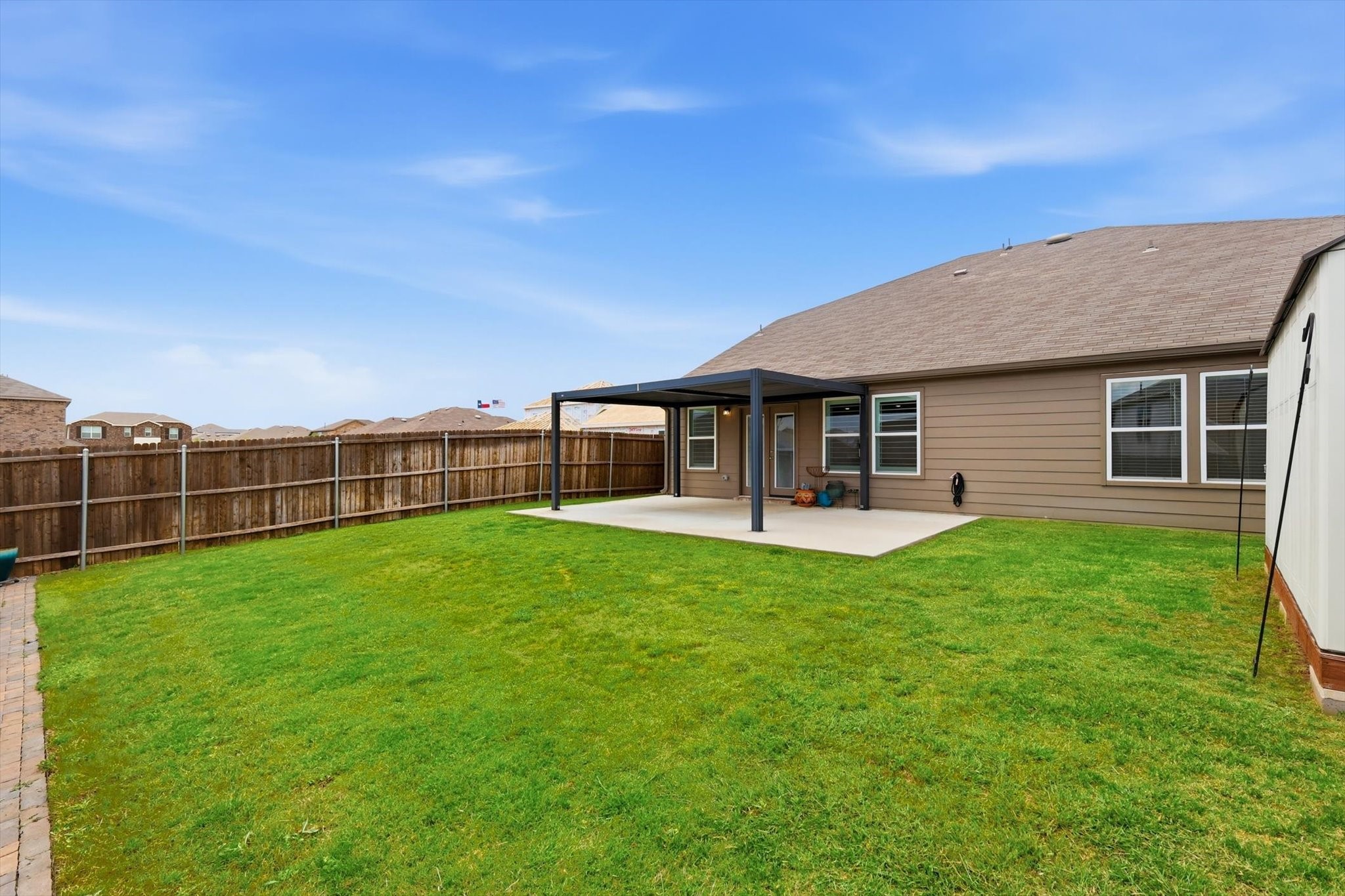 805 Shire Avenue Haslet TX 76052