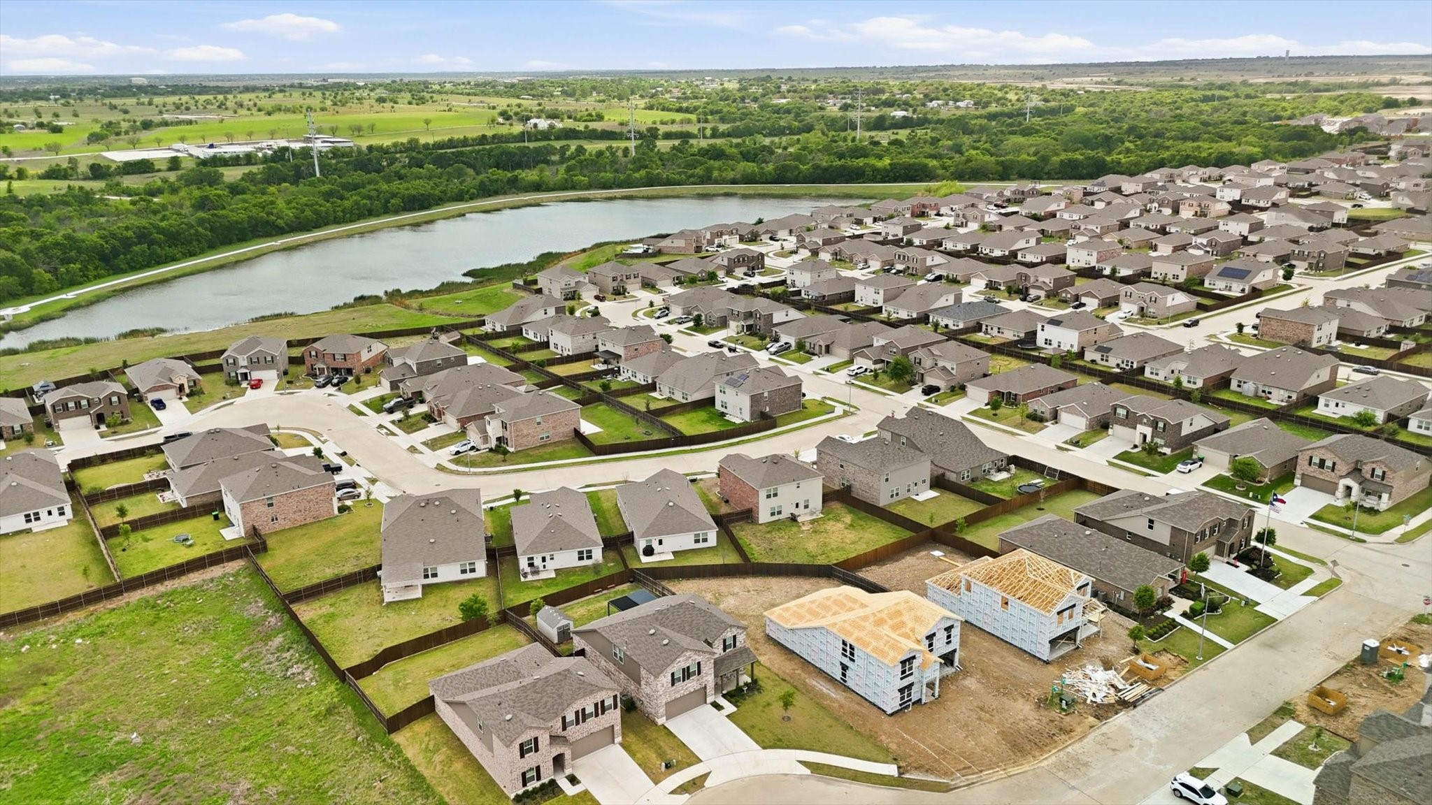 805 Shire Avenue Haslet TX 76052