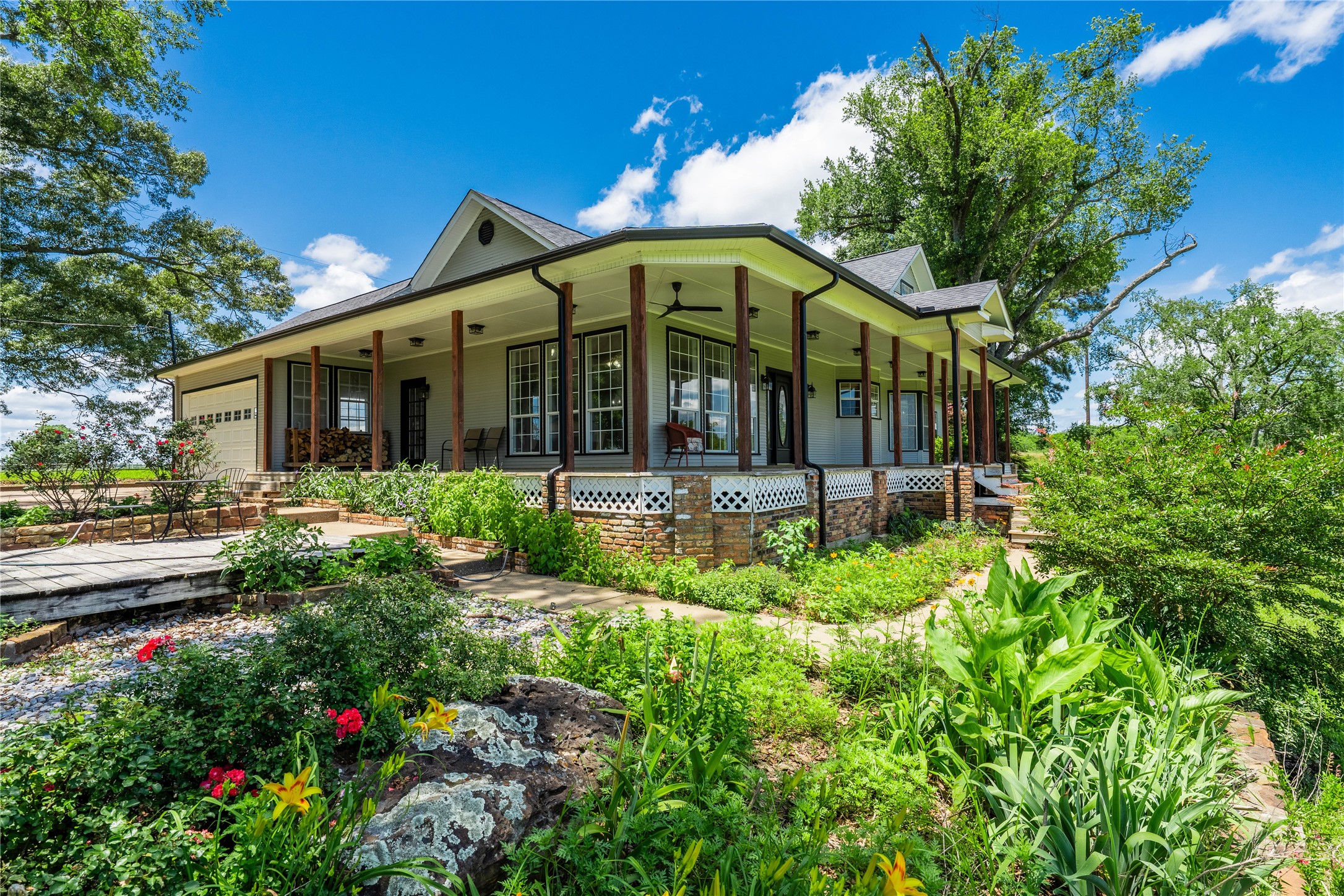 11786 County Road 4401 Larue TX 75770