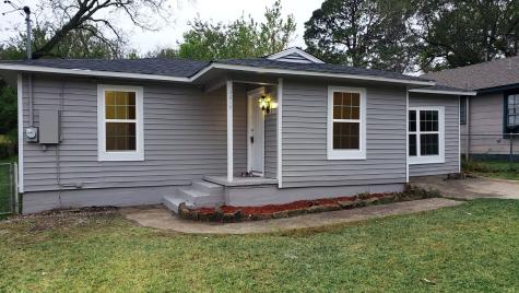 2810 W Elm Street Denison TX 75020