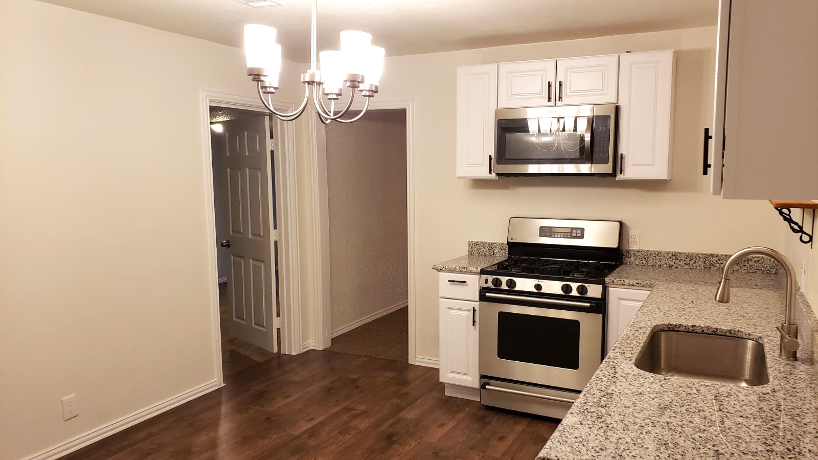 2810 W Elm Street Denison TX 75020