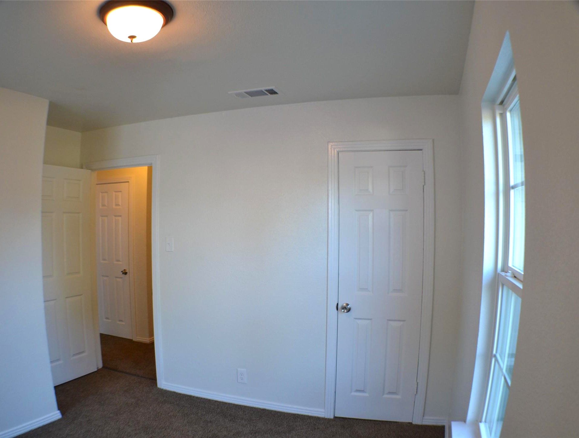 2810 W Elm Street Denison TX 75020
