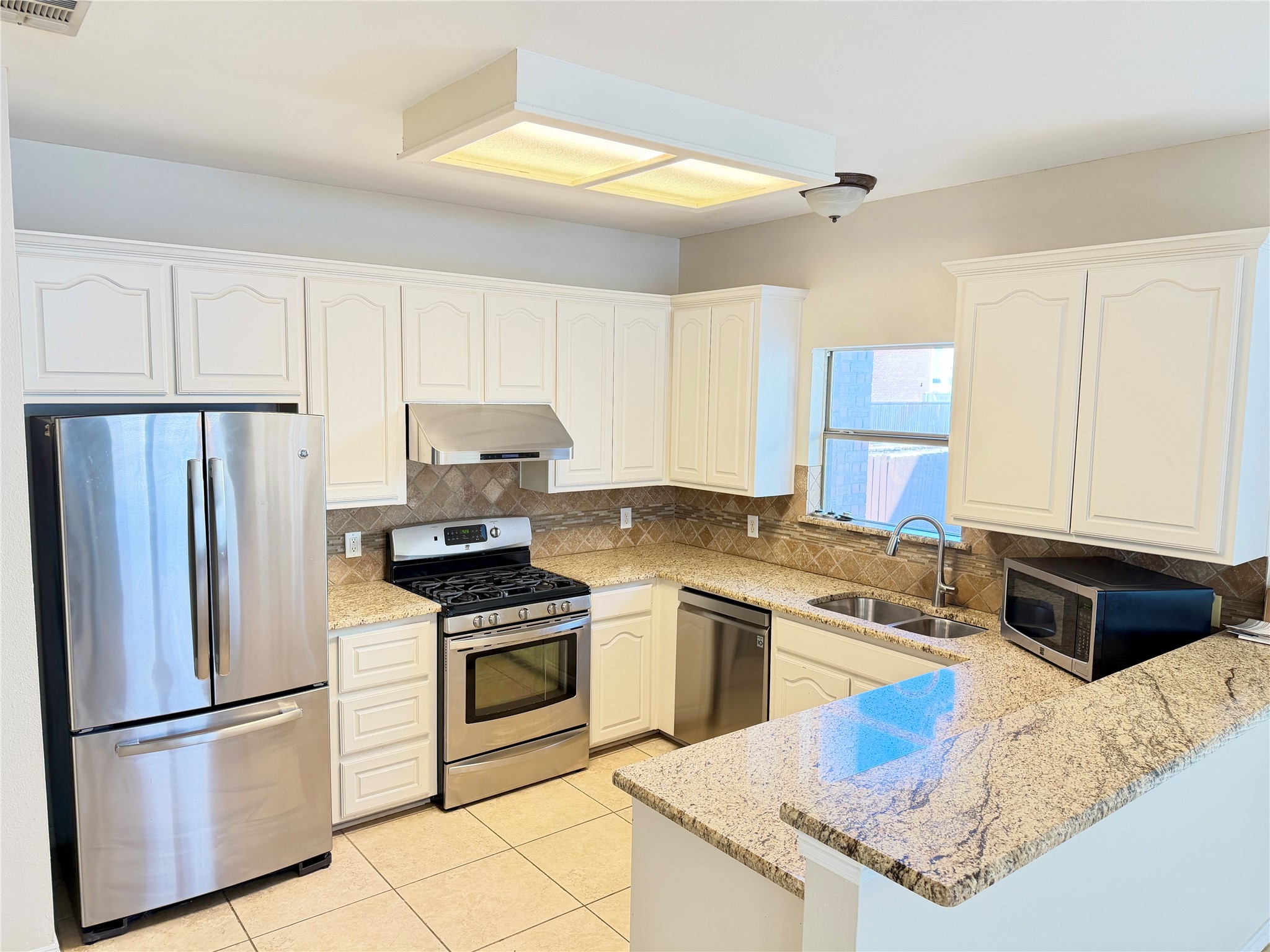 1808 Tara Court Flower Mound TX 75028
