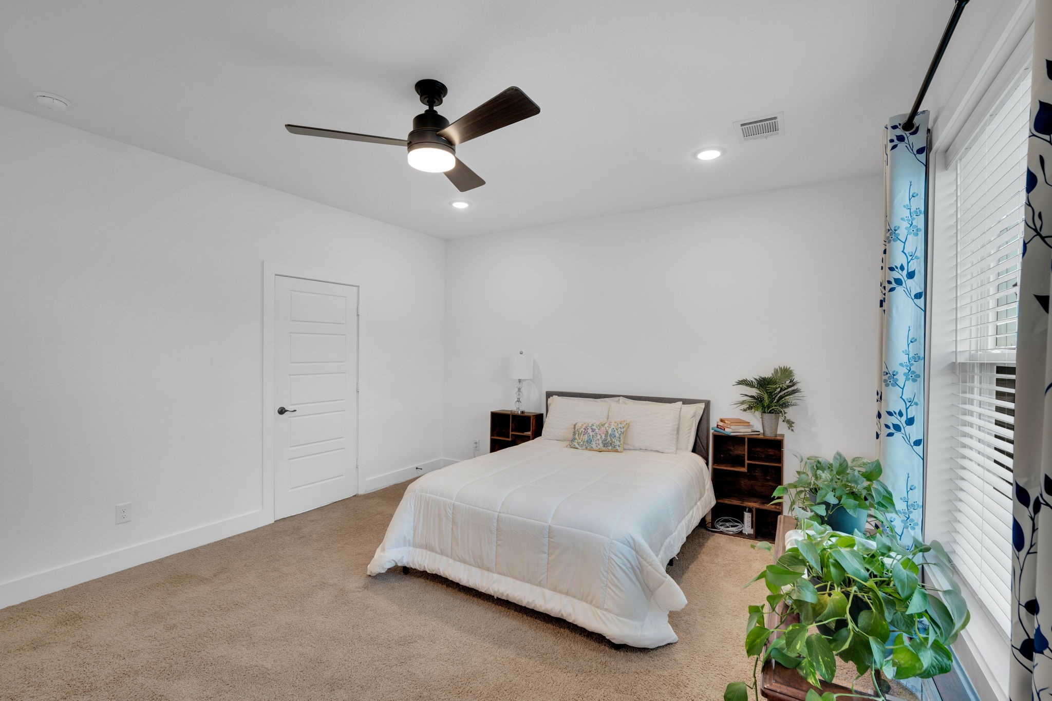 10935 Eva Mae Boulevard Grand Prairie TX 76065