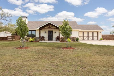 168 Private Road 2658 Walnut Springs TX 76690