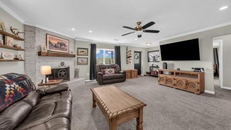 1739 Fm 67 Covington TX 76636