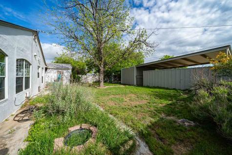 1004 N 7th Street Ballinger TX 76821
