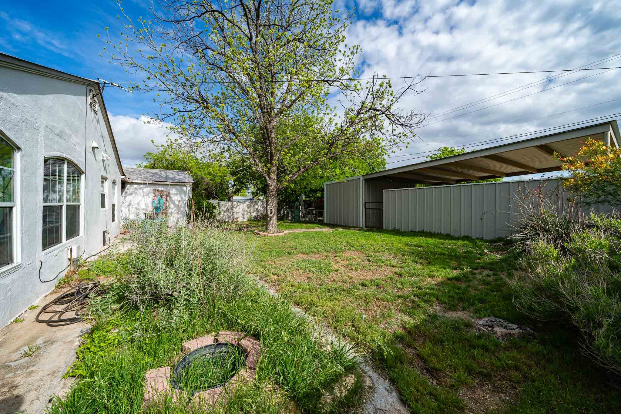 1004 N 7th Street Ballinger TX 76821