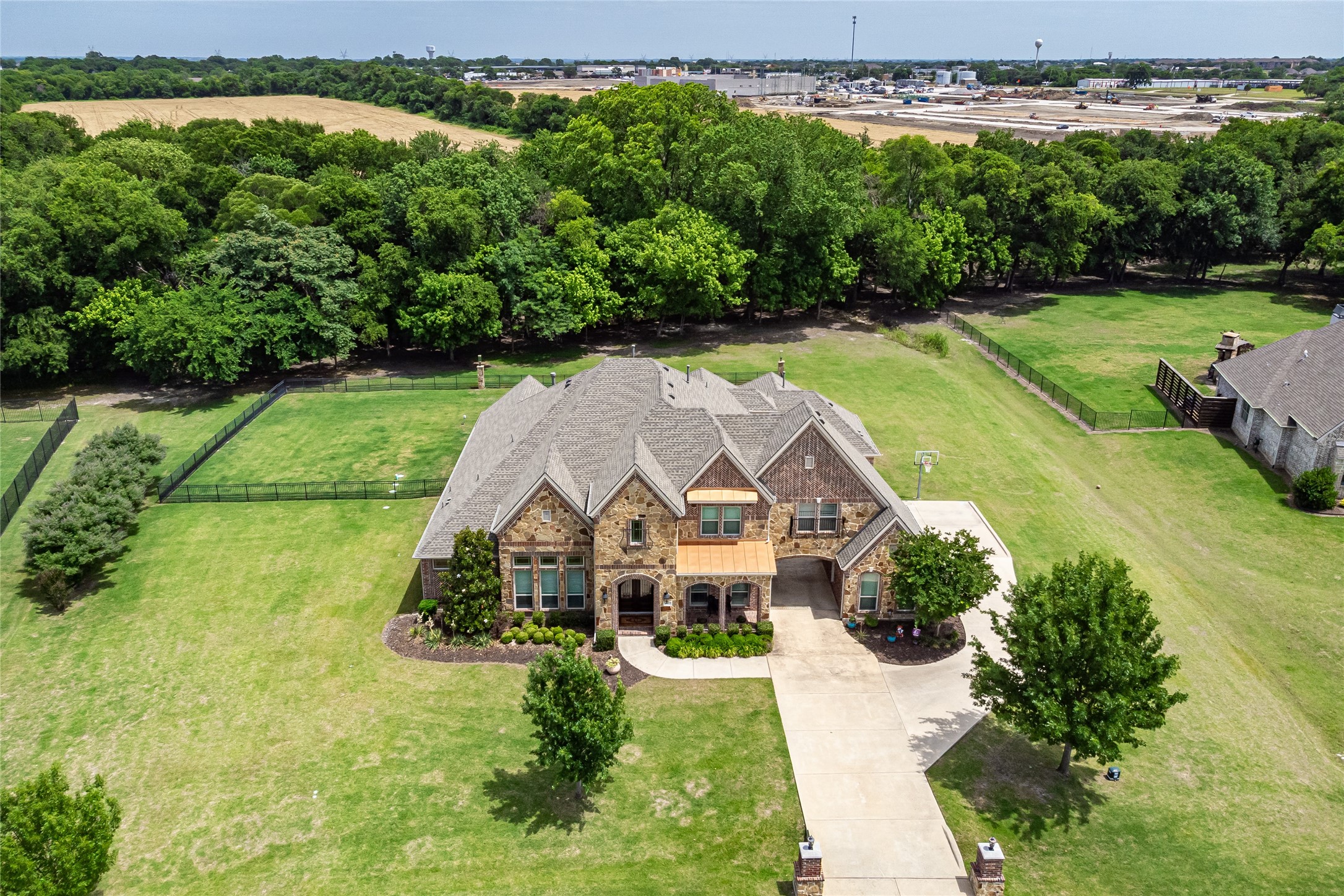 1615 Sara Cove Lucas TX 75002