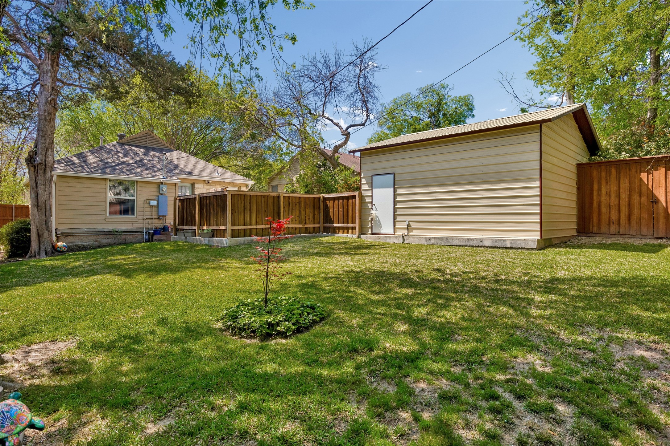1114 Valencia Street Dallas TX 75223