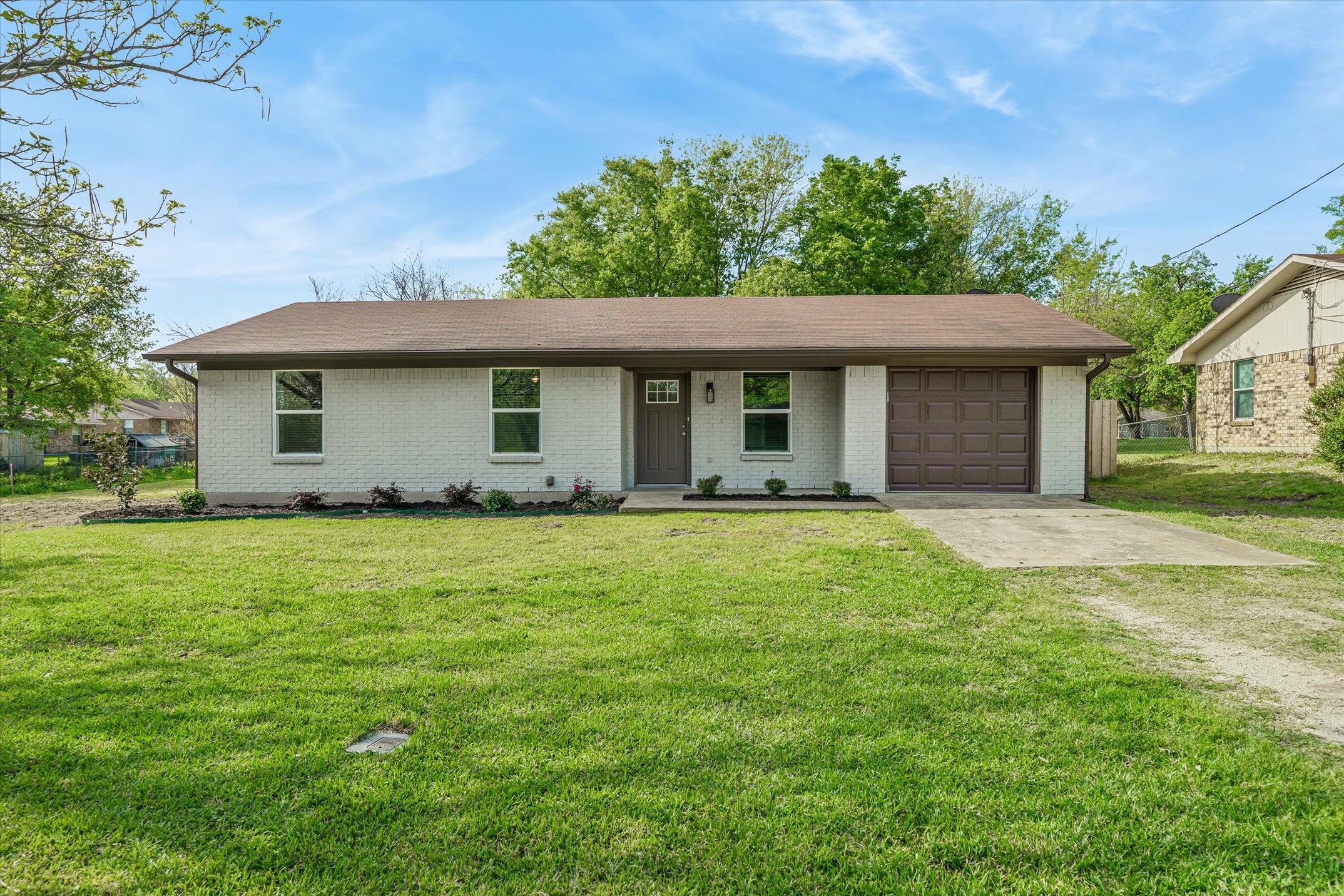 504 Burnett Street Wills Point TX 75169