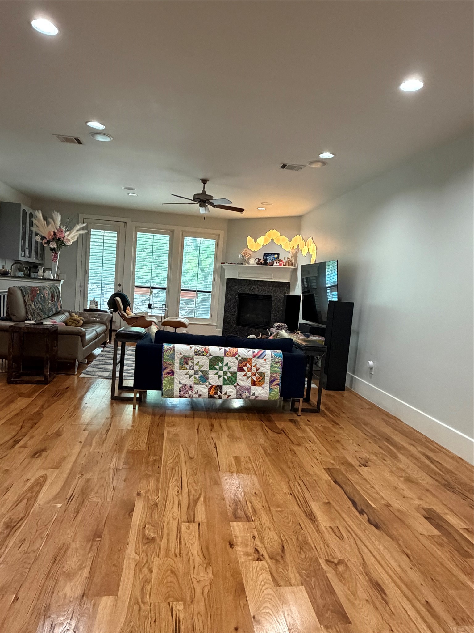 2606 Shelby Avenue Dallas TX 75219