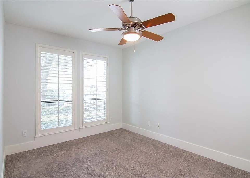 2606 Shelby Avenue Dallas TX 75219
