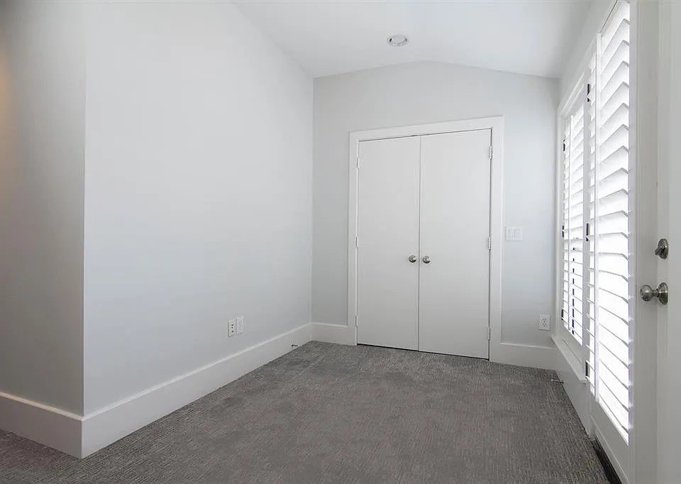 2606 Shelby Avenue Dallas TX 75219