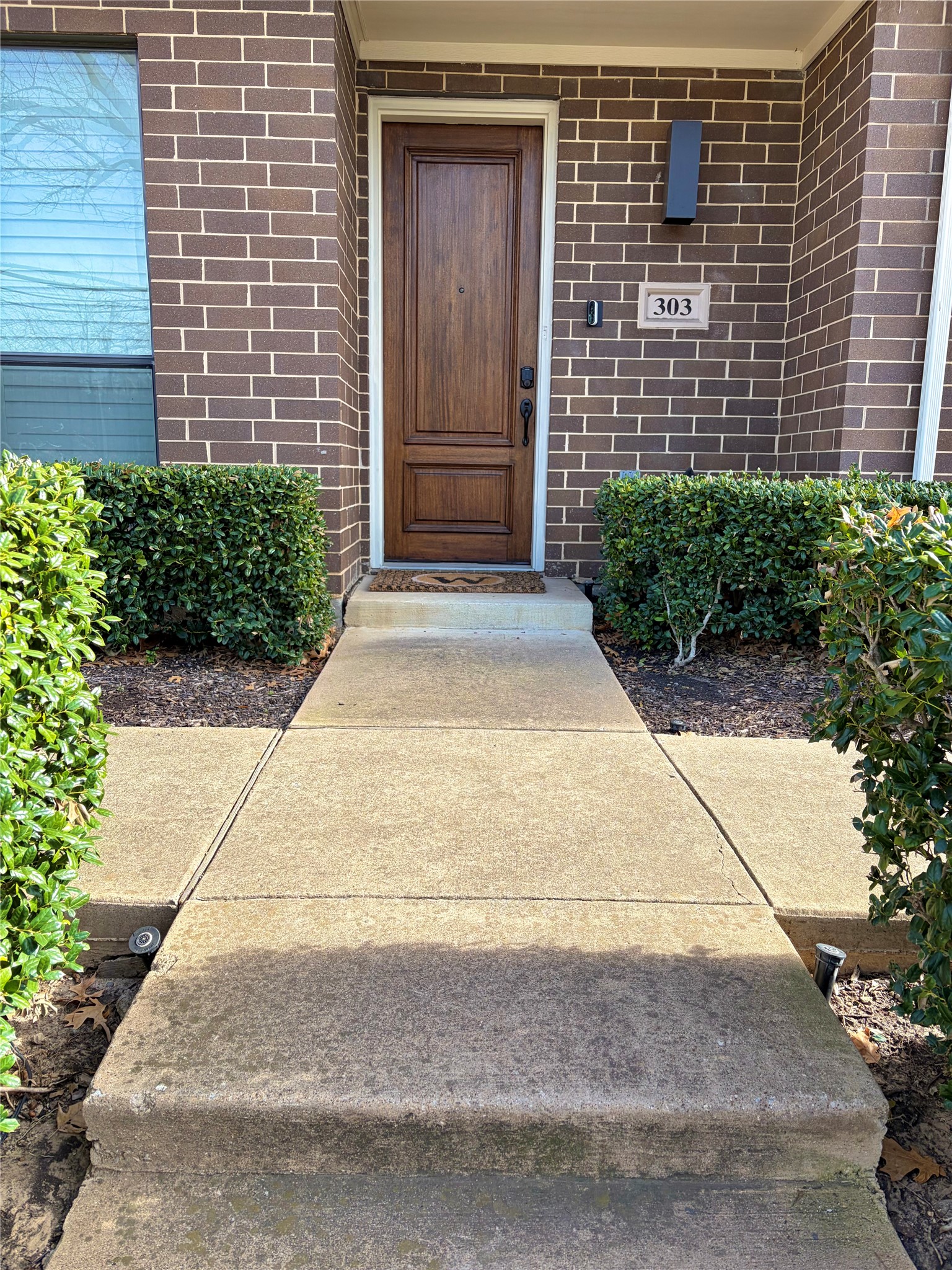 2606 Shelby Avenue Dallas TX 75219