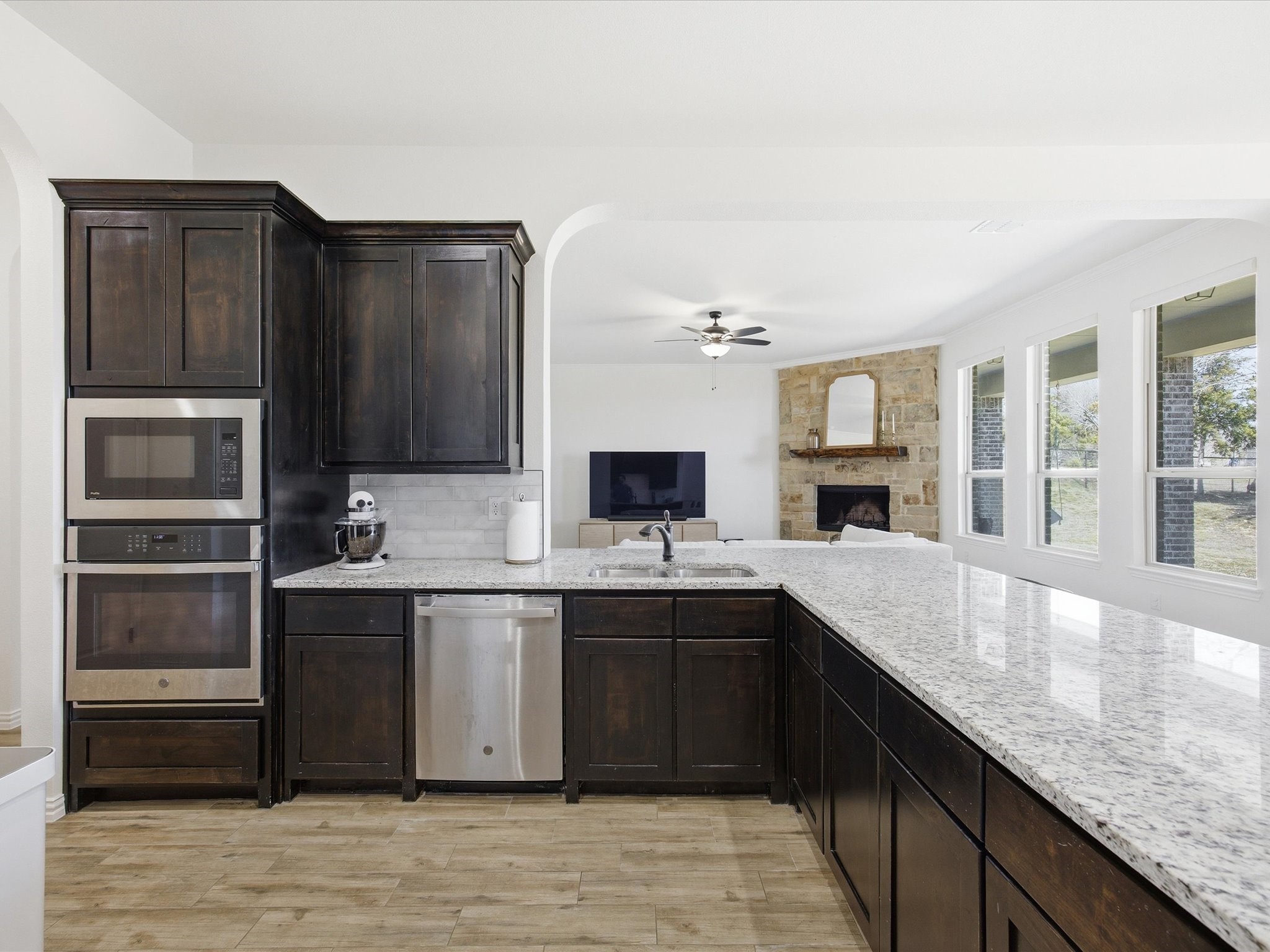 431 Tristin Lane Waxahachie TX 75167