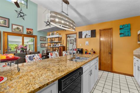 1069 County Road 1596 Avinger TX 75630