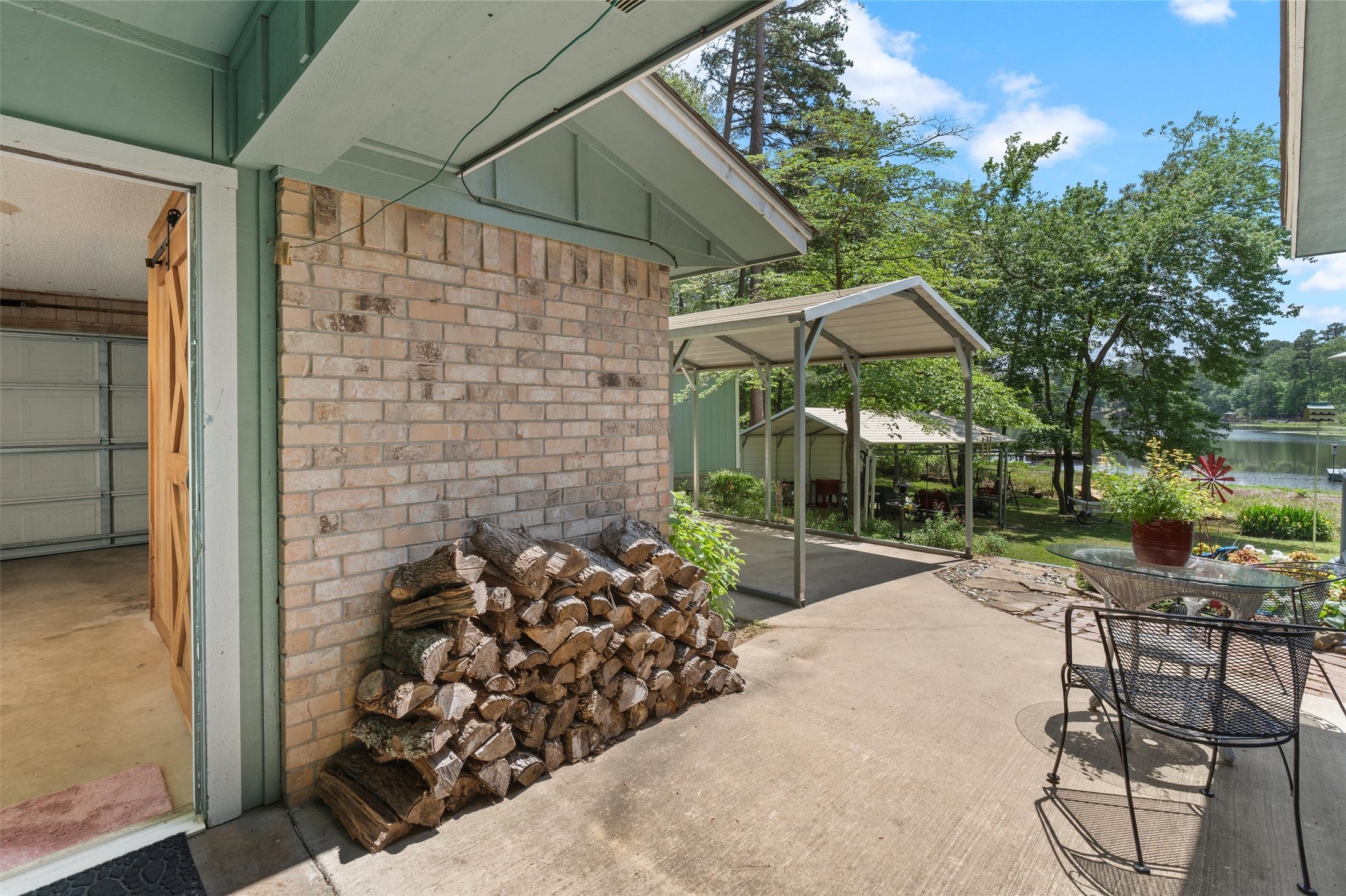 1069 County Road 1596 Avinger TX 75630